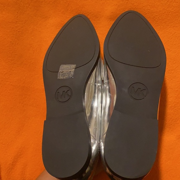 Michael Kors Connor Silver Loafer - Picture 6 of 7